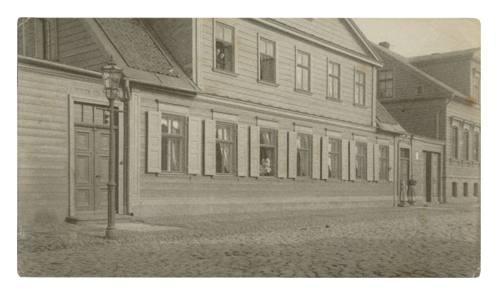 Ryga, widok ulicy, ok. 1900, 9 x 13 cm, kolekcja Muzeum Sztuki w Łodzi